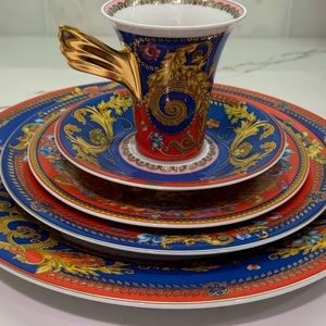 Versace Primavera 5 piece place setting